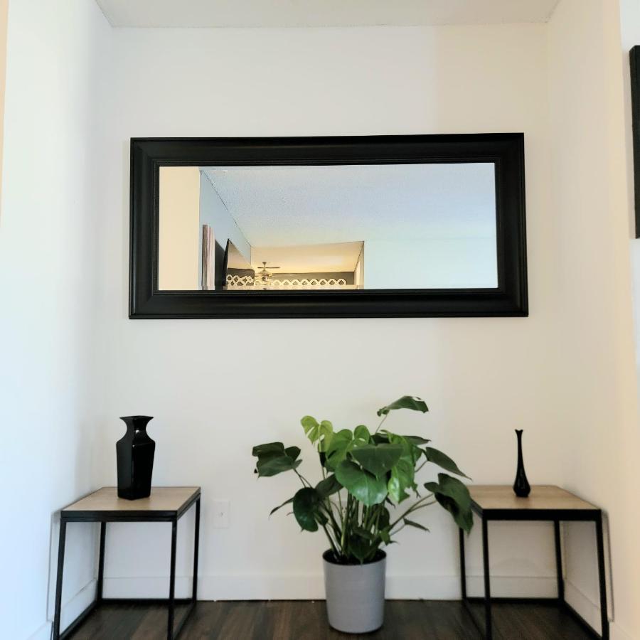 Hi-tek-duplex A-two 75in 4k Led Holiday home